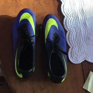 Nike hyperveno soccer cleats
